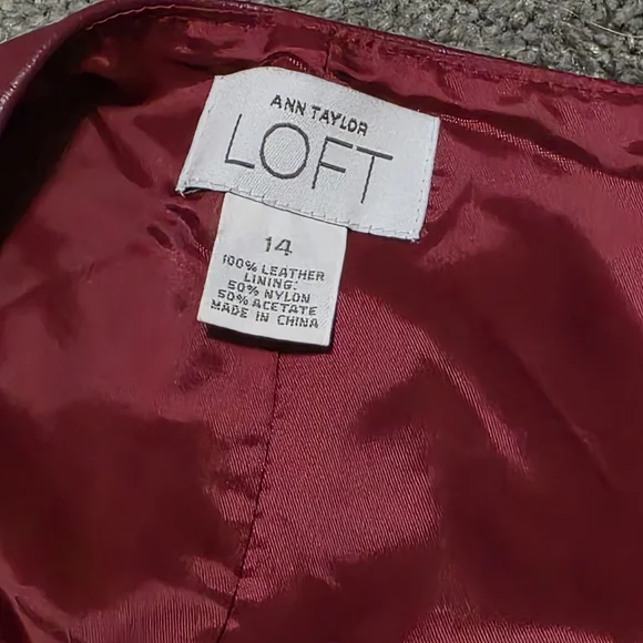 Ann Taylor Loft Burgundy 100% Leather Skirt Size 14 - Picture 4 of 5